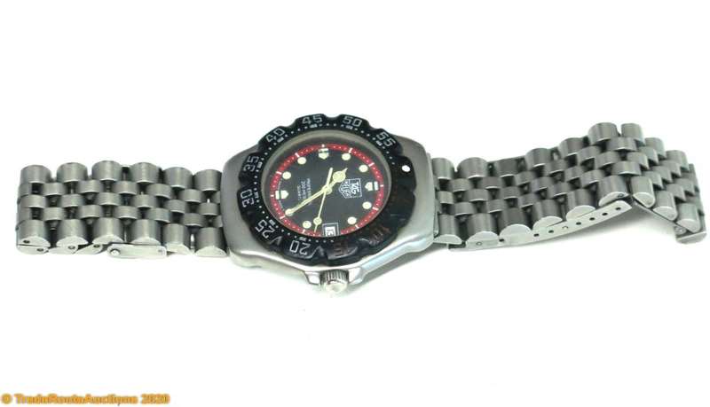 TAG Heuer WA1214 Formula 1 Unisex Midsize Watch