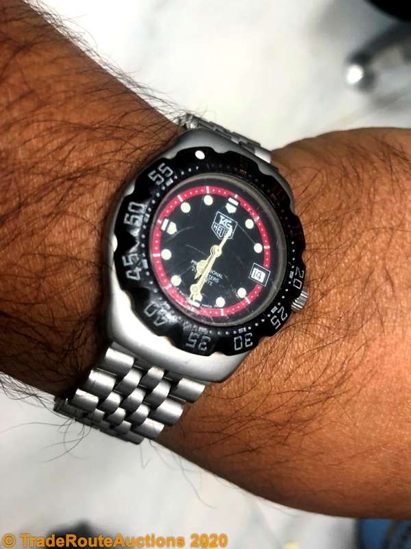 TAG Heuer WA1214 Formula 1 Unisex Midsize Watch