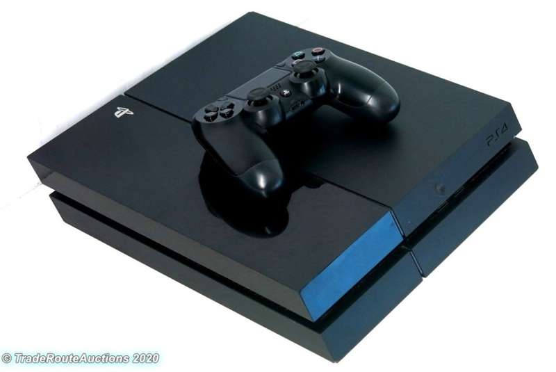 Sony PS4 PlayStation 4 console 1TB EDITION CUH-1116B - Jet Black  *** SONY PS4 ***