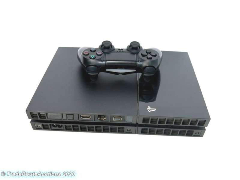 Sony PS4 PlayStation 4 console 1TB EDITION CUH-1116B - Jet Black  *** SONY PS4 ***
