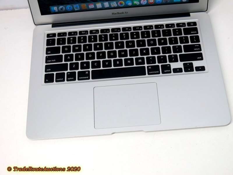 MacBook Air 13.3-inch | Core i5 1.8GHz | 8GB RAM | 128GB SSD MACBOOK AIR 13 INCH 2017 MODEL