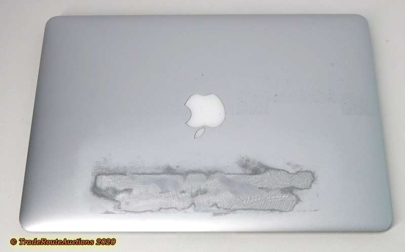 MacBook Air 13.3-inch | Core i5 1.8GHz | 8GB RAM | 128GB SSD MACBOOK AIR 13 INCH 2017 MODEL