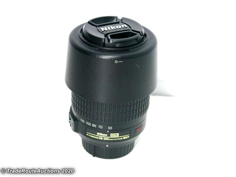 Nikon AF-S NIKKOR 55-200mm VR [ VIBRATION REDUCTION ] LENS
