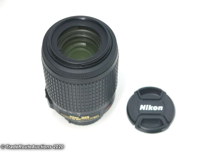 Nikon AF-S NIKKOR 55-200mm VR [ VIBRATION REDUCTION ] LENS