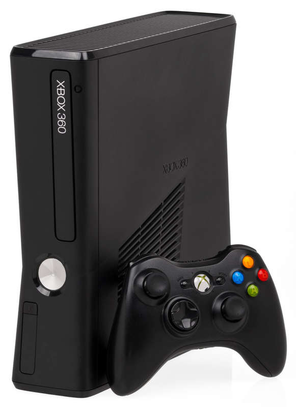 Microsoft Xbox 360 S Gaming Console + 1 Controller Model 1439
