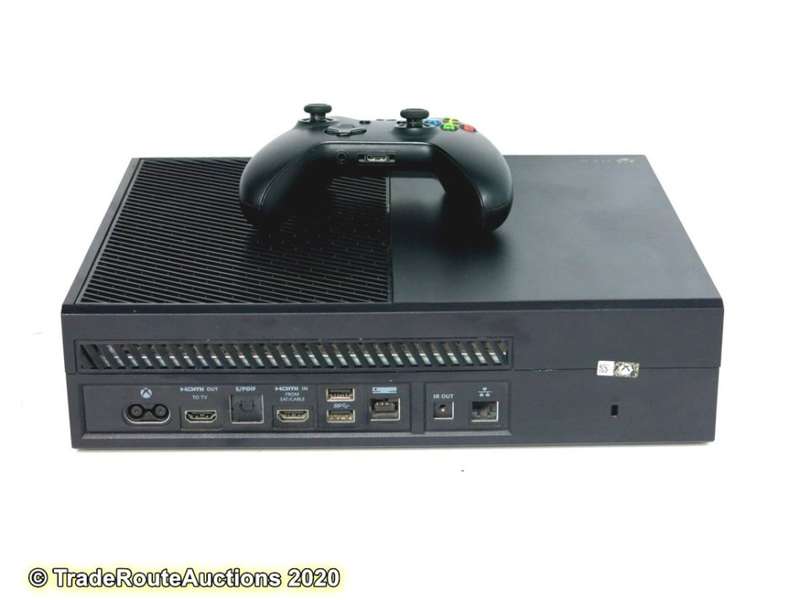 Microsoft Xbox One 1TB Model 1540 Gaming Console + 1 Controller