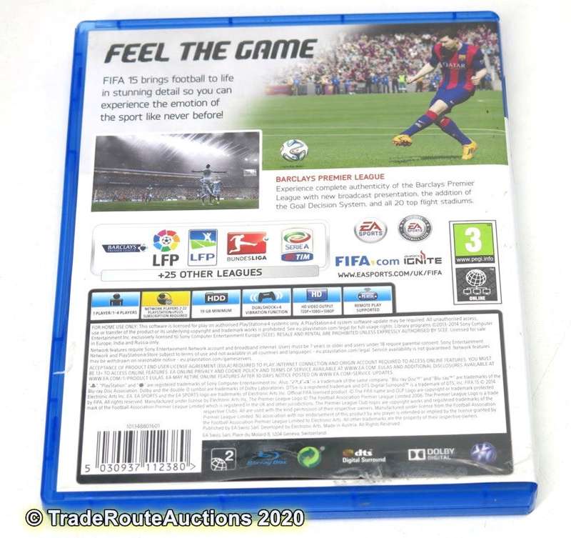 FIFA 15 - PlayStation 4 - (PS4 Game)