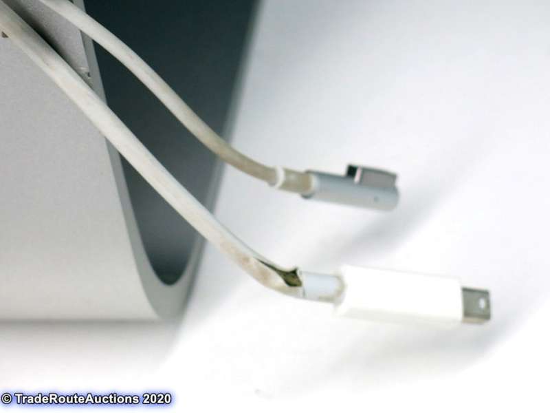 Apple Thunderbolt Display LED (27-Inch) Monitor | A1407 | 2560 X 1440 Resolution Apple Screen