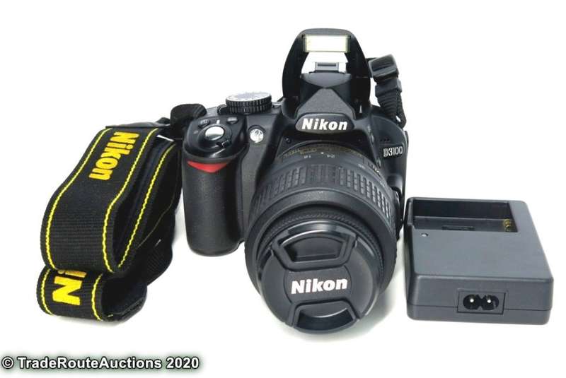 NIKON D3100 DSLR Camera Kit with Nikon 18-55 Lens *** BARGAINS ***