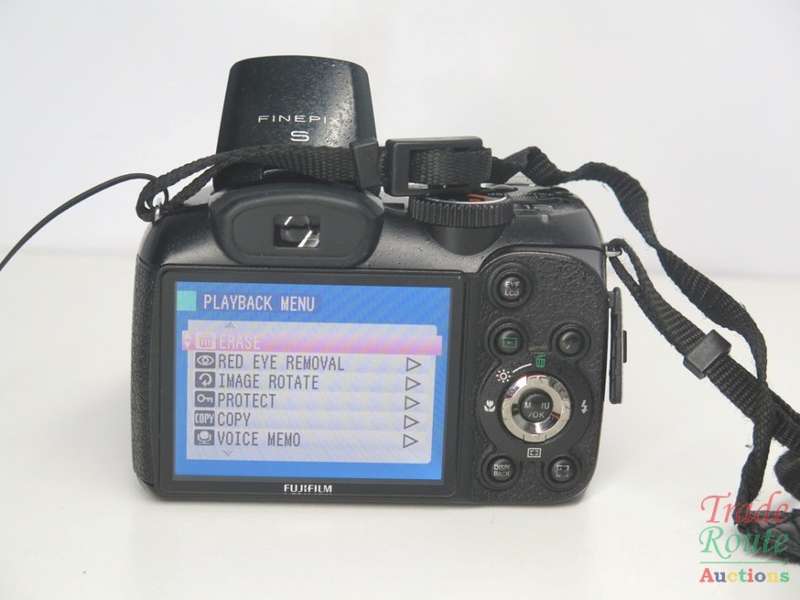 Fujifilm FinePix S1800 12.2 MP Digital Camera with 18x Wide Angle Optical Dual Image Stabilized Zoom