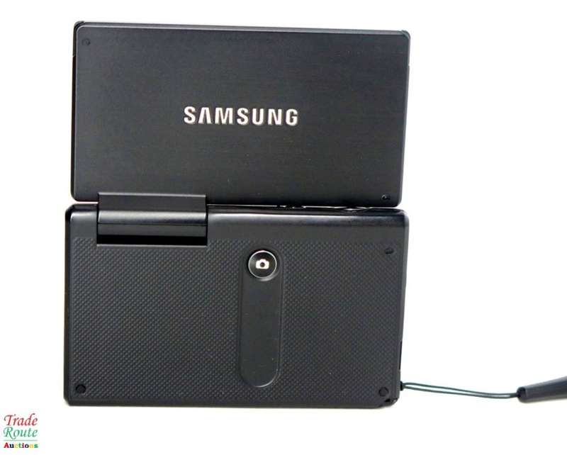 Samsung Multiview MV800 16.1MP Digital Camera with 5x Optical Zoom