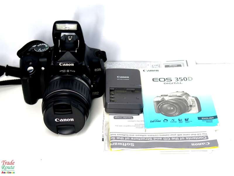 Canon EOS 350D Digital SLR camera (BLACK) WITH 18-55 mm EFS LENS
