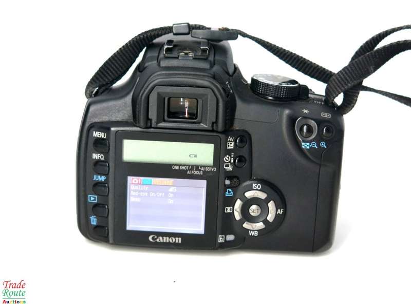 Canon EOS 350D Digital SLR camera (BLACK) WITH 18-55 mm EFS LENS