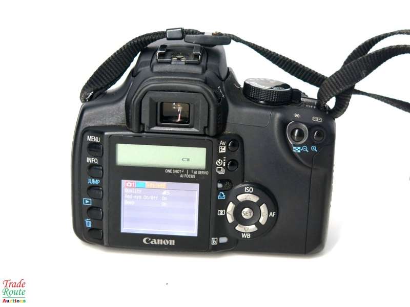 Canon EOS 350D Digital SLR camera (BLACK) WITH 18-55 mm EFS LENS