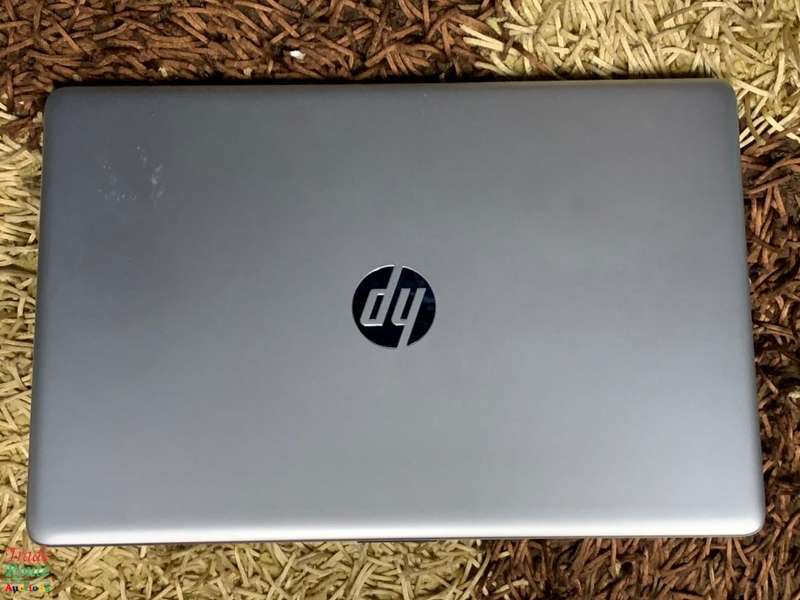 HP 15.6" HD Notebook 15-da1xxx | CORE i5 8265U @ 1.6GHZ 8th Gen | 4GB RAM | 1TB HDD