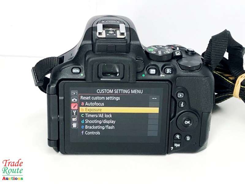 NIKON D5600 DSLR CAMERA BODY + NIKON AF-P 18-55 VR LENS KIT