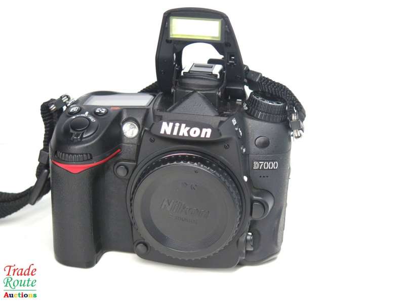 NIKON D7000 DSLR CAMERA Body (ONLY) 16.2 Megapixels