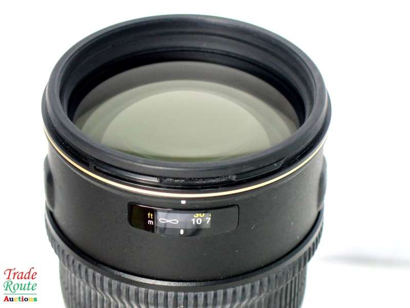Nikon 70-200mm f2.8G ED-IF AF-S VR Zoom Lens   *** NIKON *** Full Frame lens