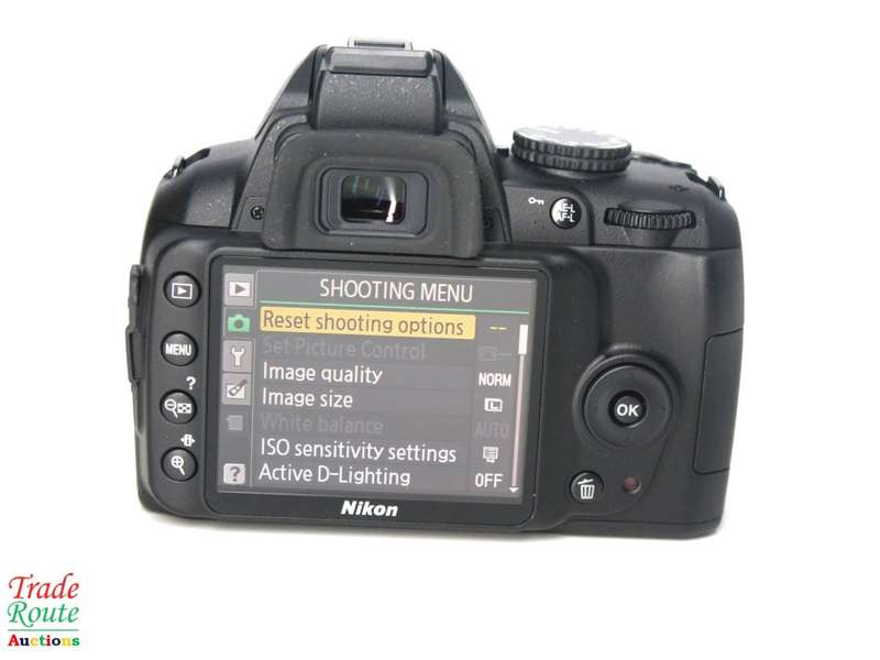DEMO ** NIKON D3000 DSLR CAMERA  (BODY ONLY) PROFESSIONAL CAMERA BODY