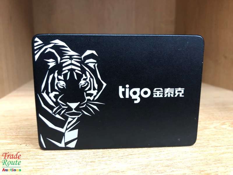 1TB SSD High Speed 6Gb/s   [ 2 pcs available bid per SSD ] Solid State Drives
