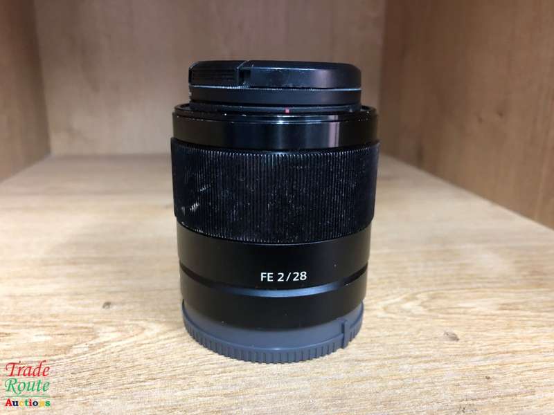 Sony FE Wide-Angle 28mm f/2.0 (FULL FRAME) E-MOUNT - SONY 28mm SEL28F20 for Mirrorless Cameras