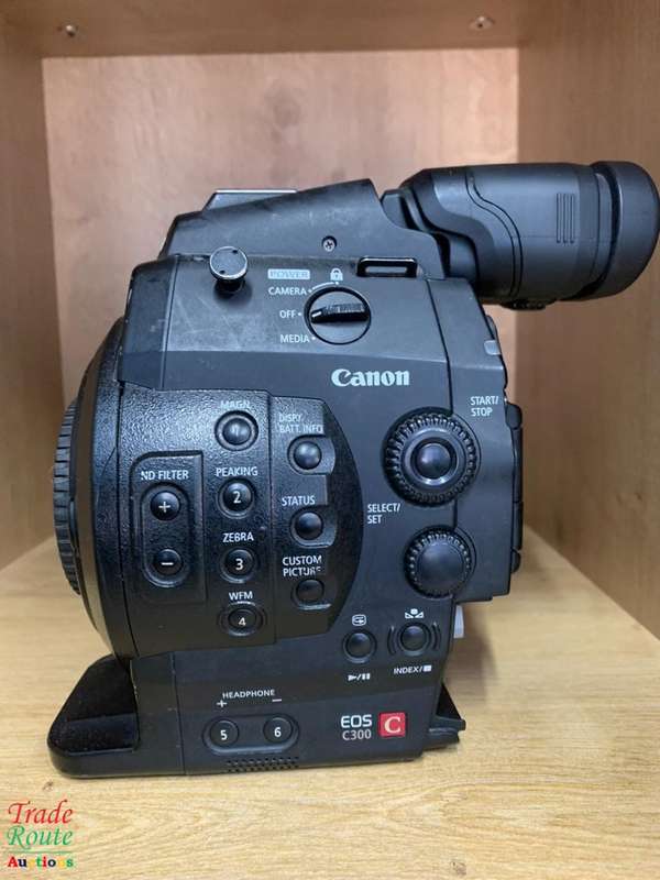 Canon EOS C300 Cinema Camera - EF lens Mount [ Comes with battery - Charger Lost ]