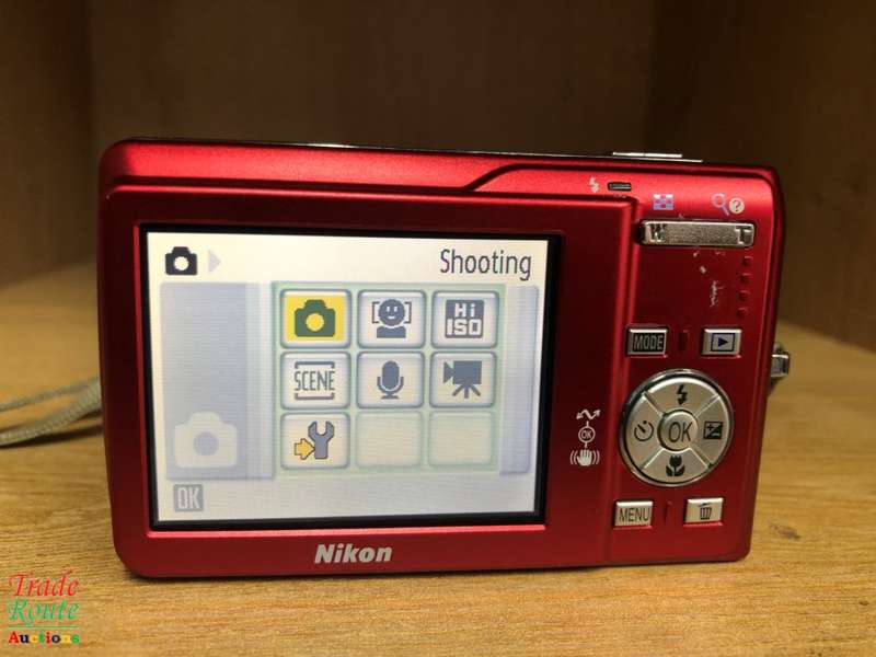 Nikon Coolpix S200 7.1MP Digital Camera with 3x Optical Zoom