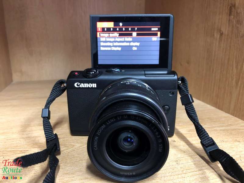 Canon EOS M100 Mirrorless Camera with 15-45mm Lens