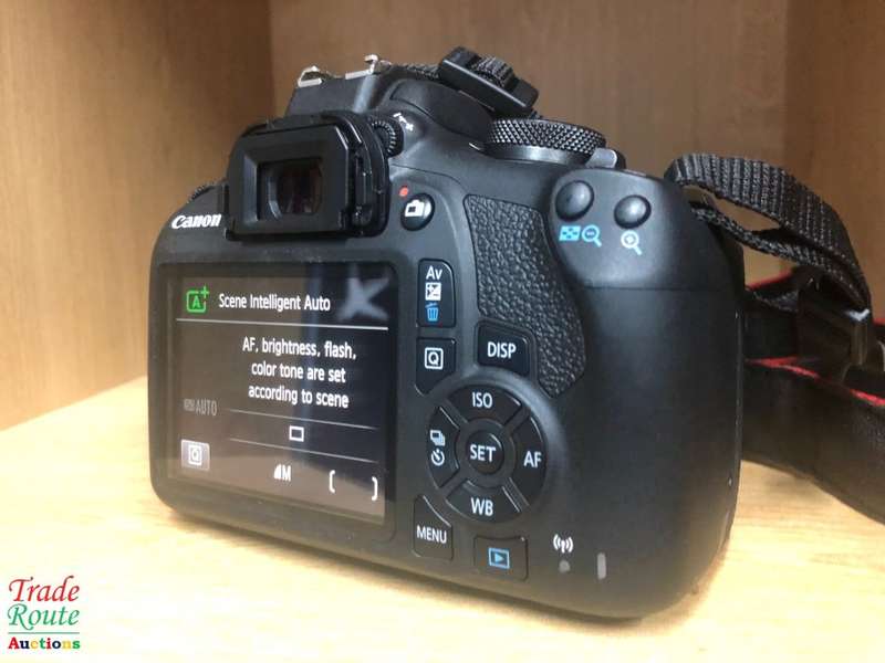 Canon 2000D DSLR Lens Kit  with Canon 18-55 Lens