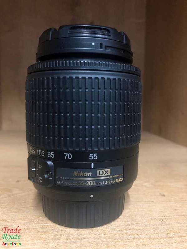 Nikon 55-200mm DX Lens for NIKON DSLR Cameras