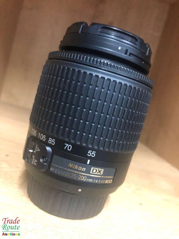 Nikon 55-200mm DX Lens for NIKON DSLR Cameras