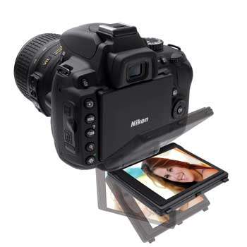 NIKON D5000 DSLR CAMERA BODY with Nikon 18-55mm  LENS KIT