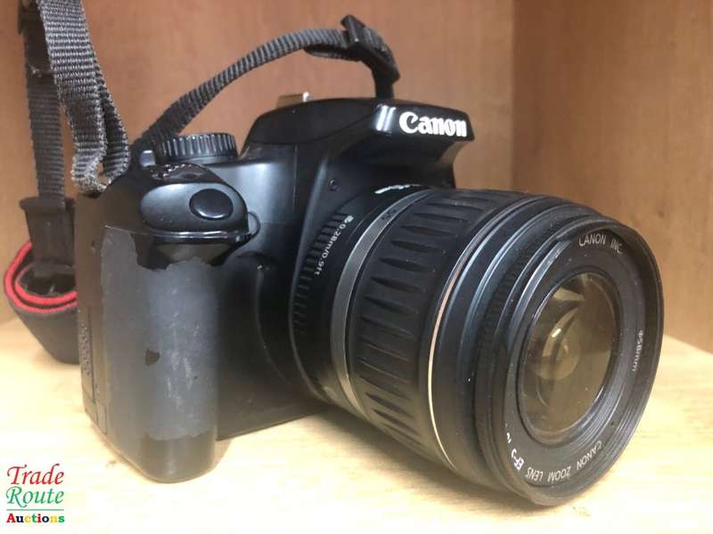 Canon EOS 1000D Digital SLR camera plus Canon 18-55mm Lens Professional KIT