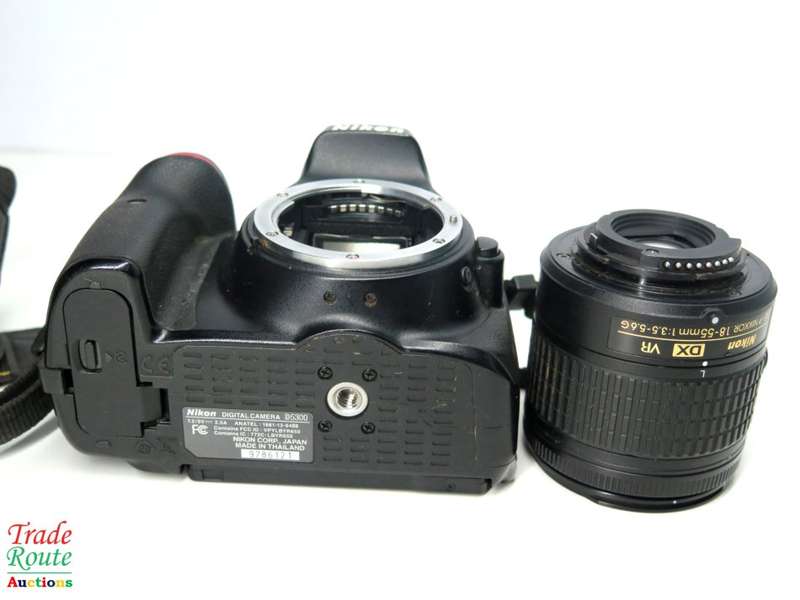 NIKON D5300 DSLR CAMERA BODY [ WiFi & GPS] - [ 24.2 MP ] - [ DX ] WITH 18-55 VR II Lens Kit