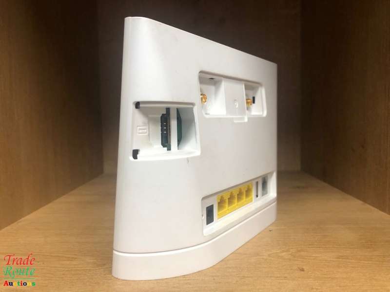 HUAWEI B315S 4G LTE Wifi Modem Wireless Router (uses SIM card)