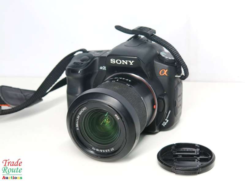 SONY ALPHA A200 DSLR PROFESSIONAL DIGITAL CAMERA + 18-70 SONY LENS KIT