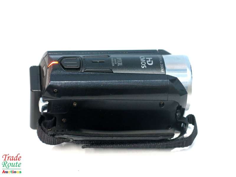 Canon LEGRIA HF R38 HD Camcorder with WiFi (PAL) BUILT IN 32GB MEMORY