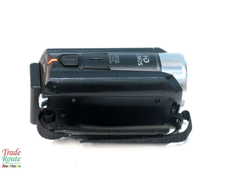 Canon LEGRIA HF R38 HD Camcorder with WiFi (PAL) BUILT IN 32GB MEMORY