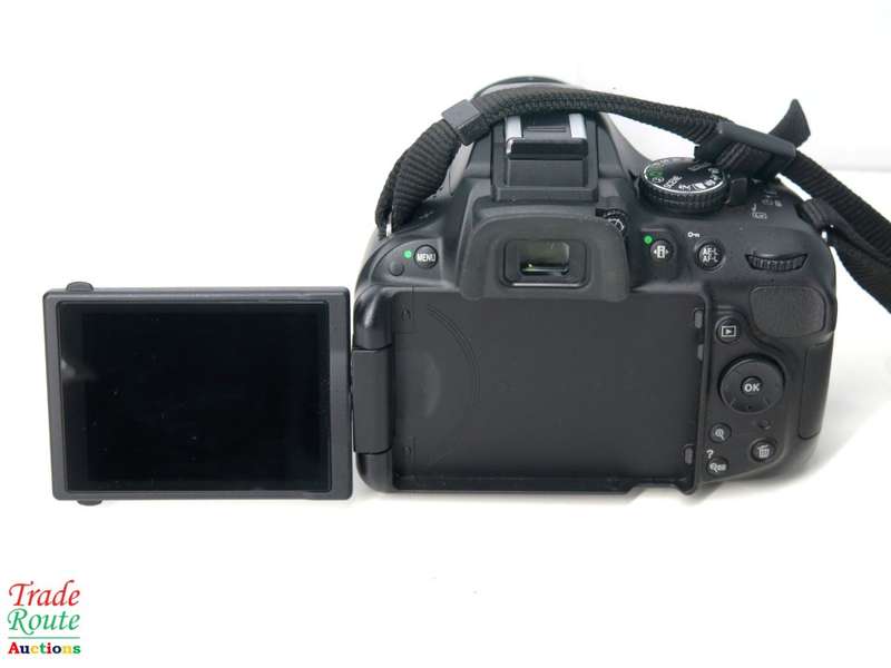 [ 24.1 MEGAPIXELS ] NIKON D5200 DSLR CAMERA +  18-55MM NIKKOR LENS PROFESSIONAL KIT