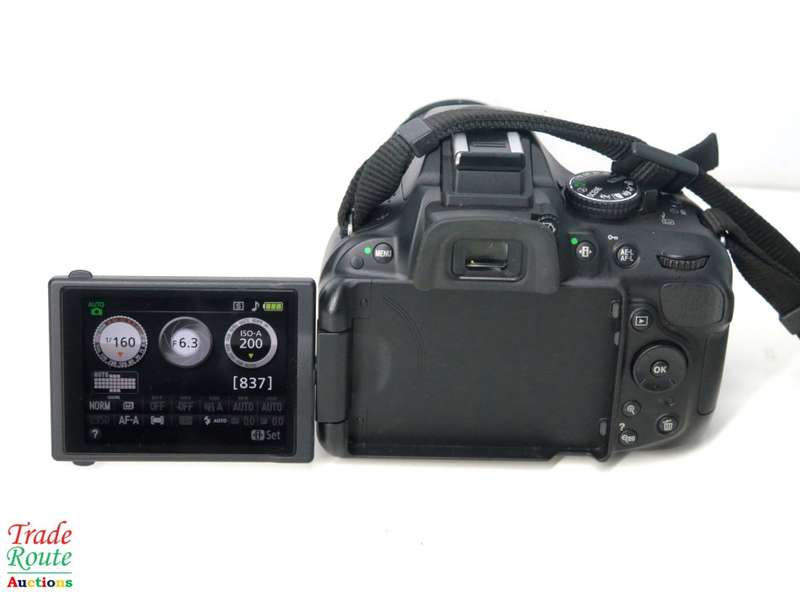 [ 24.1 MEGAPIXELS ] NIKON D5200 DSLR CAMERA +  18-55MM NIKKOR LENS PROFESSIONAL KIT