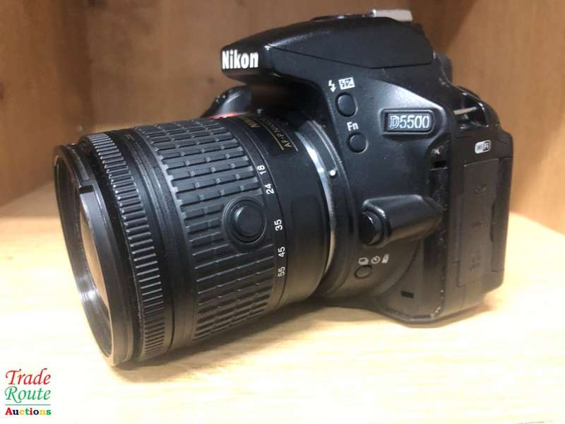 NIKON D5500 DSLR CAMERA BODY plus Nikon AF-P Zoom Nikkor 18-55mm DX Lens Kit