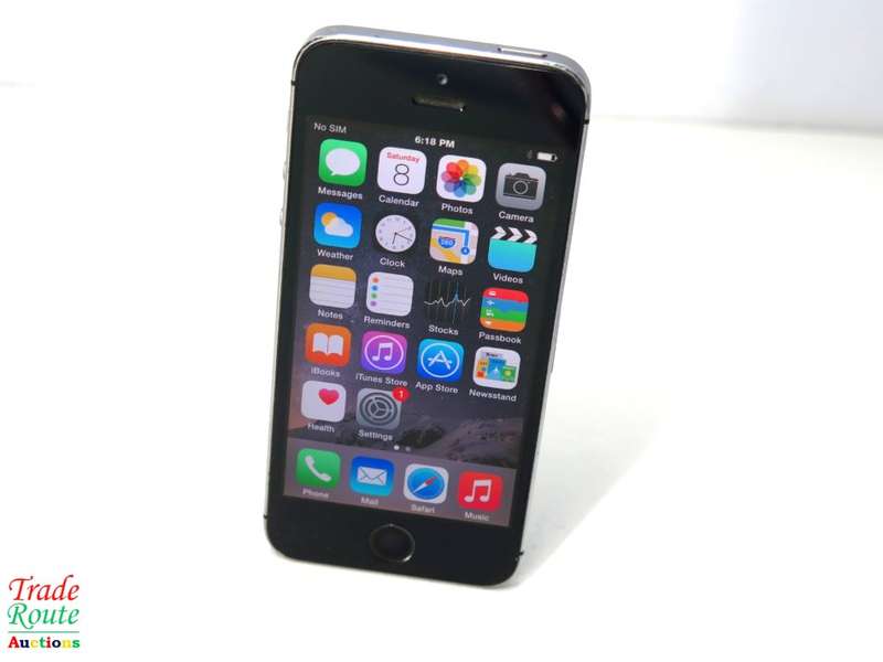 Apple Iphone 5S SmartPhone | 16GB | A1530 | MF352SO/A *** APPLE IPHONE5s ***