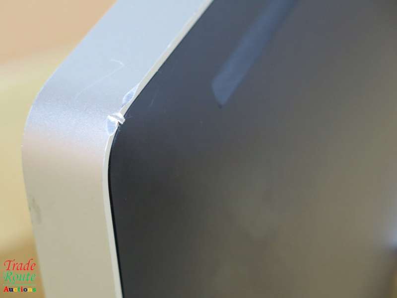 iMac 20-Inch "Core 2 Duo" 2.66 - All in One Desktop - ATI Radeon Graphics
