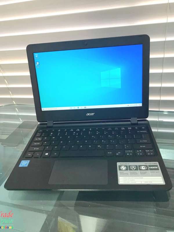 Acer Aspire ES11 ES1-132 11.6-Inch Notebook - (Intel Celeron N3350, 2GB RAM, 32 GB eMMC, Windows 10