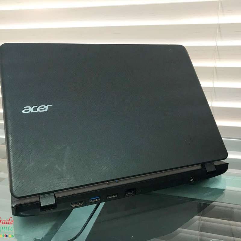Acer Aspire ES11 ES1-132 11.6-Inch Notebook - (Intel Celeron N3350, 2GB RAM, 32 GB eMMC, Windows 10