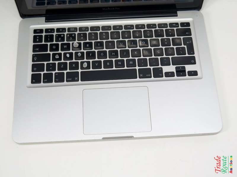 MacBook Pro 13.3-inch | Core 2 DUO | 2GB RAM | 320GB HDD | INTEL HD GRAPHICS
