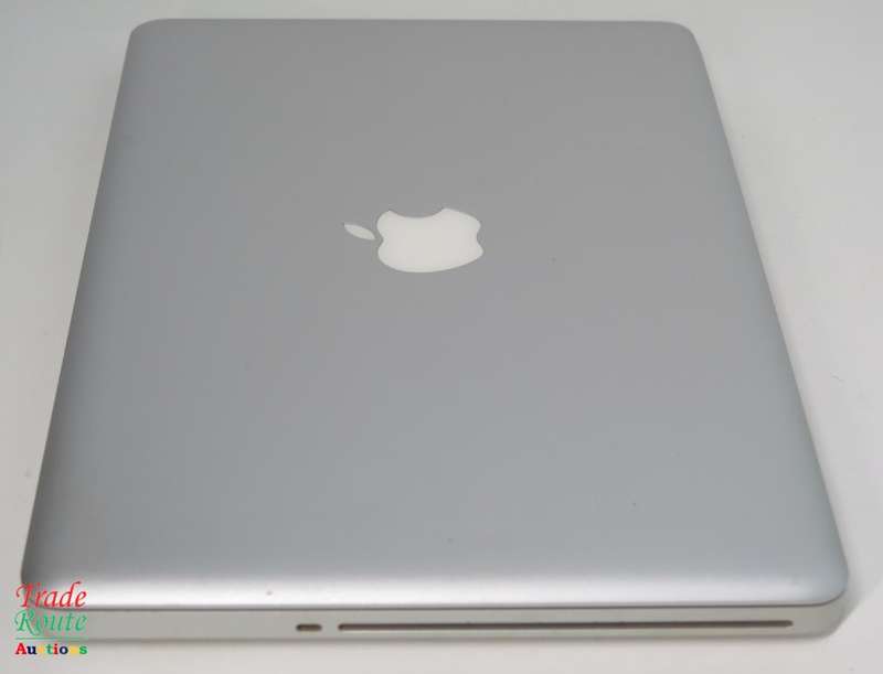 MacBook Pro 13.3-inch | Core 2 DUO | 2GB RAM | 320GB HDD | INTEL HD GRAPHICS