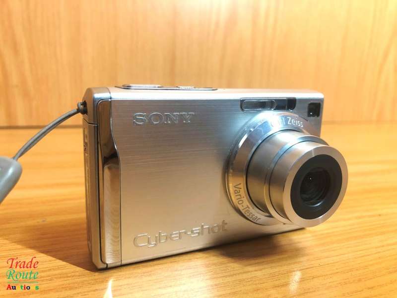 Sony Cyber-shot DSC-W200, 12.1 Megapixel, 3x Optical/2x Digital Zoom, Digital Camera