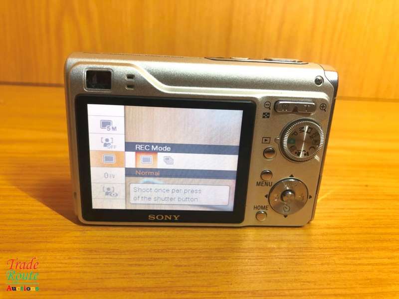Sony Cyber-shot DSC-W200, 12.1 Megapixel, 3x Optical/2x Digital Zoom, Digital Camera