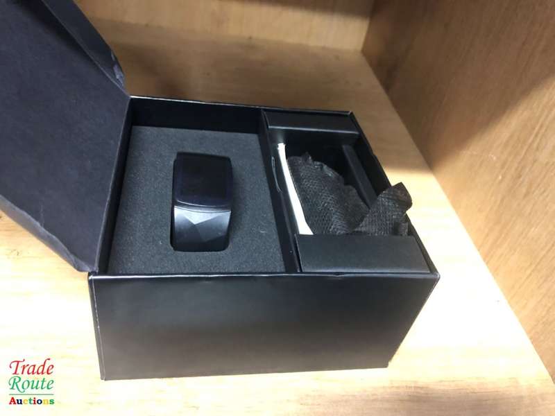 BOXED / RED / LARGE - Samsung Gear Fit2 Pro Watch Fitness Tracker Large SM-R365 GPS Sports Band
